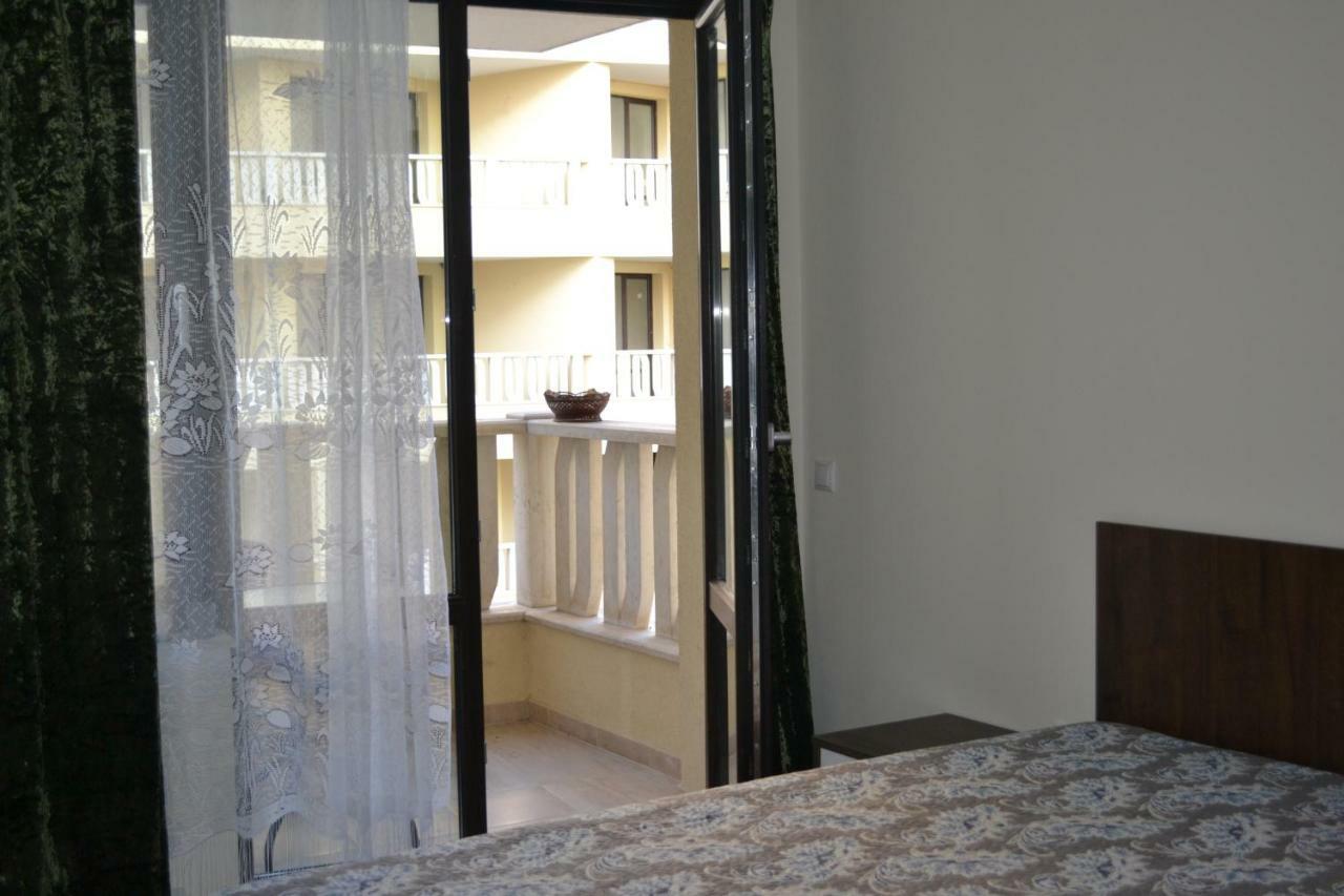 Aquamarine Apartment *